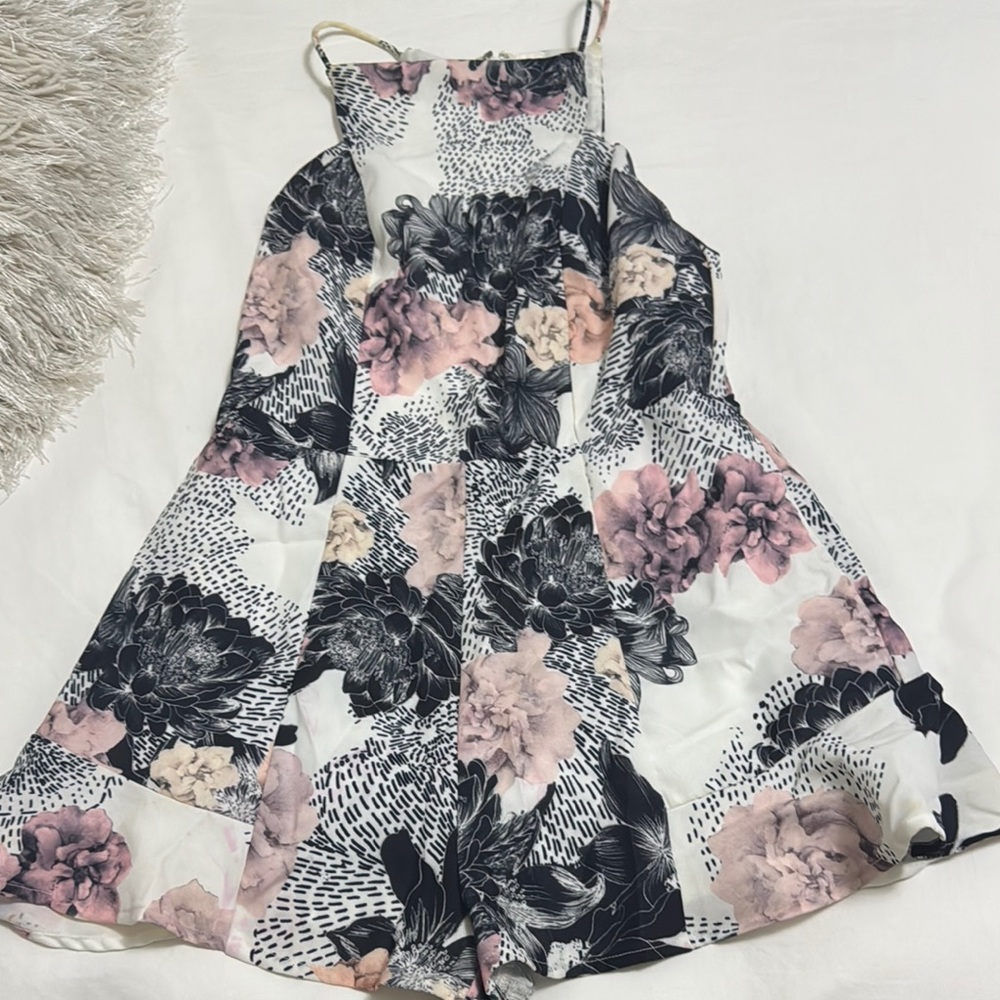 L’Artiste Floral Women's Romper in Pink and Black